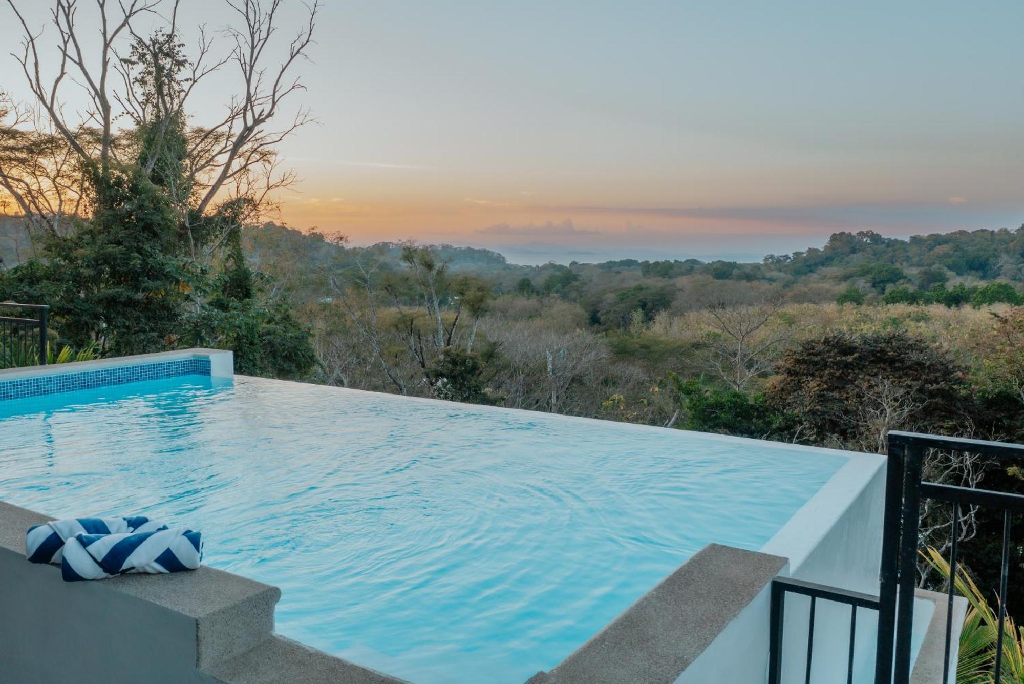 Vida Palace Jaco Exterior photo